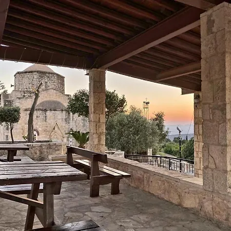 Sea And Mountain View Anna וילה